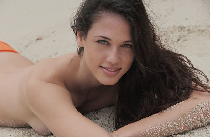 Инна, 22 года, 0 размер груди